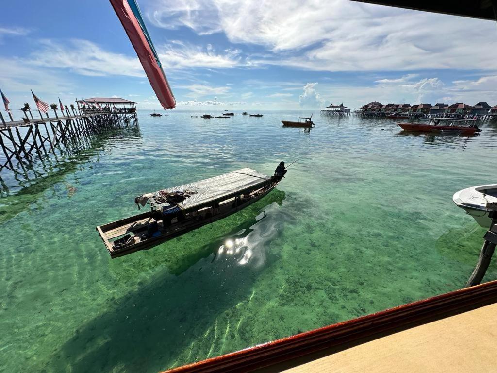 Mabul Backpackers Apartment Mabul Island Luaran gambar